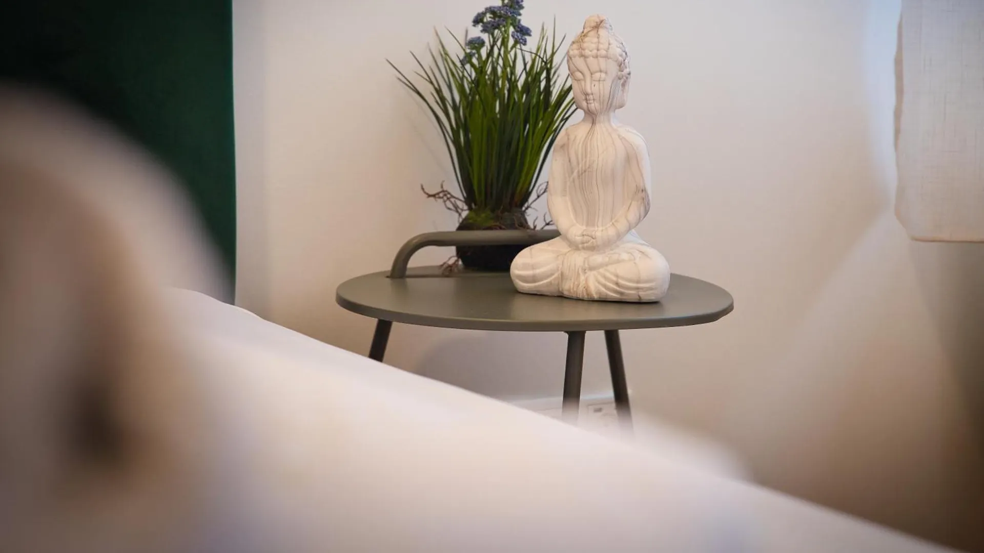 Mainline Retreat Zentral Mit Eigenem Parkplatz Apartment Amberg 0*,